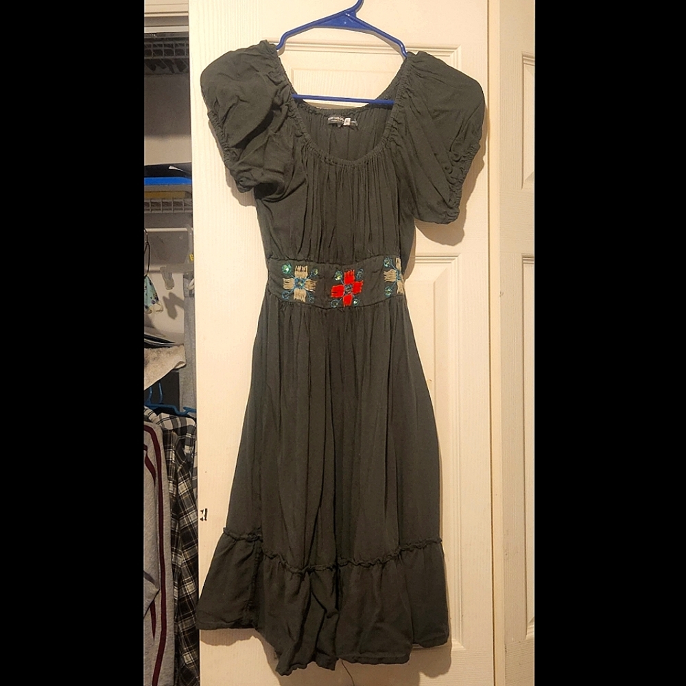Earthbound flower waist green dress